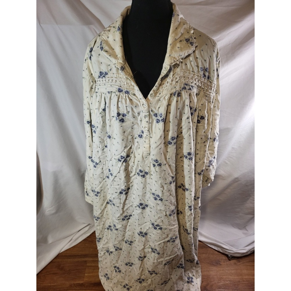 Vtge Amanda Stewart Size 3X L/S Blue Floral Traditional Cotton Nightgown